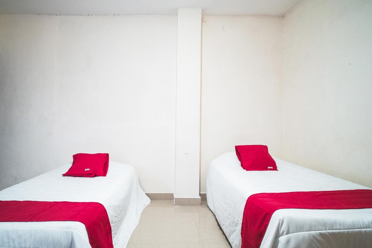Oyo Hotel Home Express Tuxtla Gutiérrez Buitenkant foto