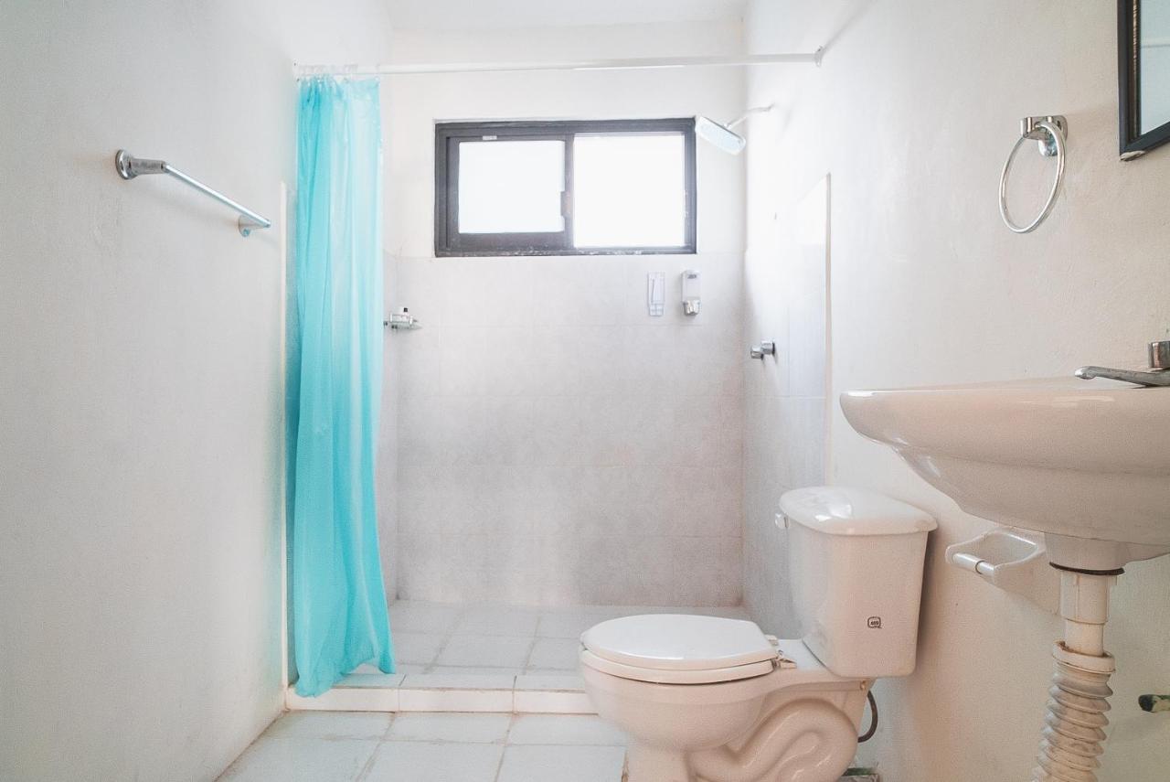 Oyo Hotel Home Express Tuxtla Gutiérrez Buitenkant foto